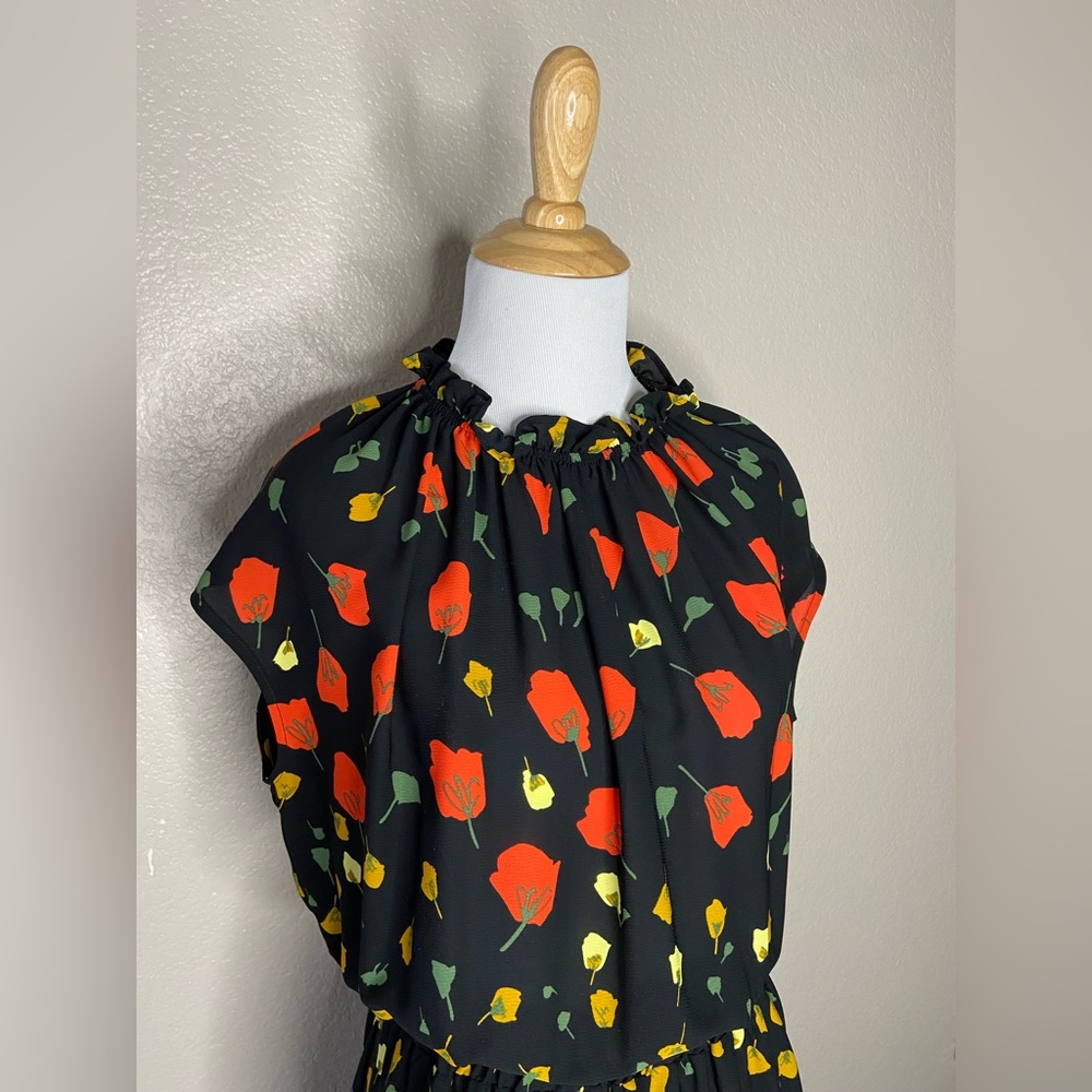Banana Republic sleeveless, lightweight maxi dress, size 8, perfect for Spring! - Picture 2 of 5